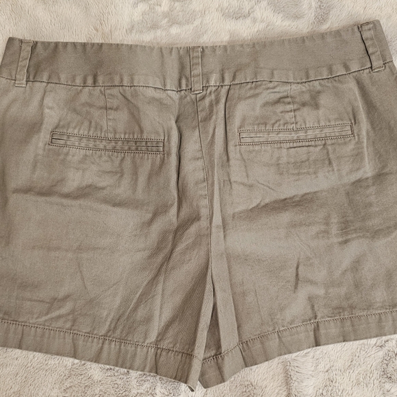 LOFT Women's Shorts 3 Pair Lot - Picture 4 of 10